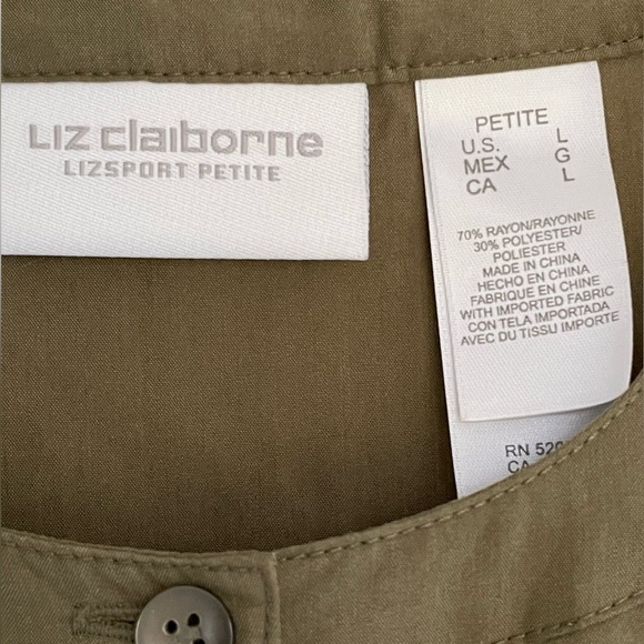 Petite large hazel green blouse by Liz Claiborne - Picture 2 of 6